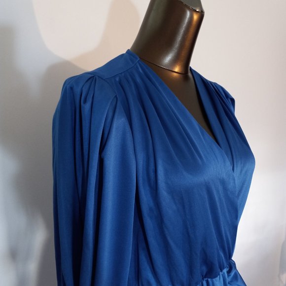 ruffled wrap dress, blouson sleeves, vintage from late 70s-80s, made in Canada - Picture 9 of 16